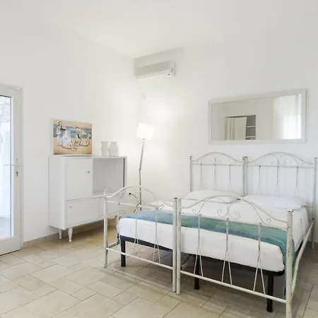 Villatrullo Melograno Villa Racale
